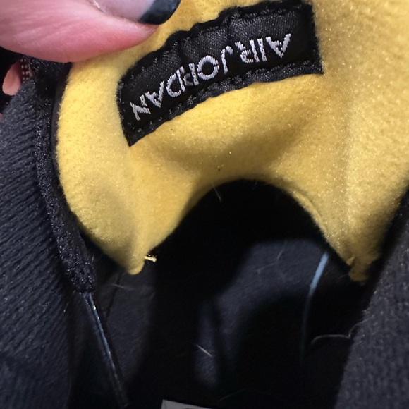 Jordan Retro 4’s - Picture 5 of 8